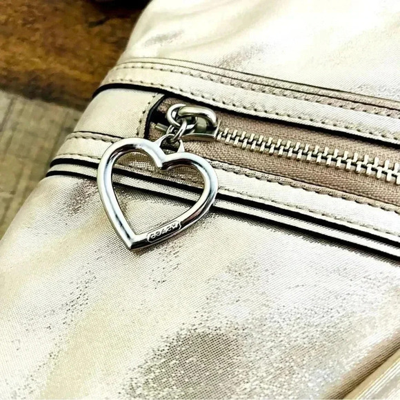Coach Rare Poppy Metallic Gold Champagne Tote - Picture 6 of 13